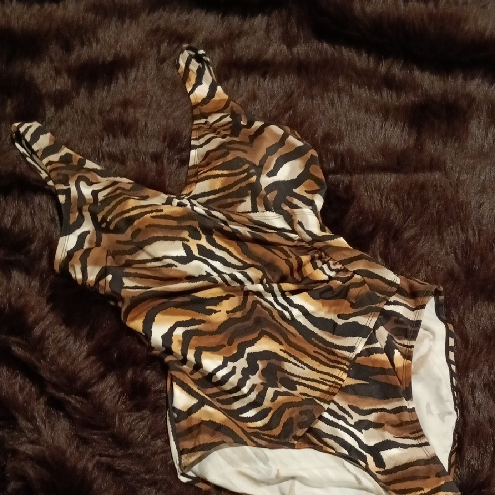 Jantzen Brown and Black One Piece Swimsuit with Tiger Stripe Pattern